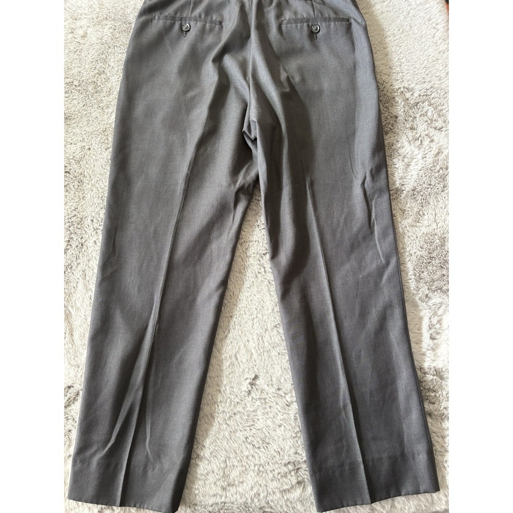 Perry Ellis Pants Size 33x30  (actual inseam measure ‎ 28")